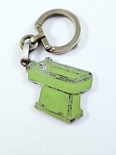 PORTE-CLES - Augis - BIDET Design Rétro MÉTAL ÉMAILLÉ 1960s - SOFMAT Nantes -