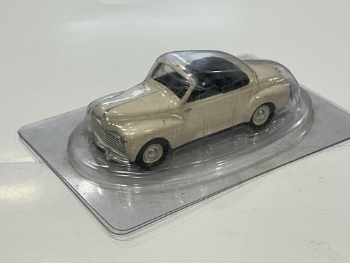 Norev peugeot 203 - 1/43,