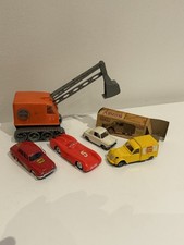 lot Voiture norev ancienne Renault Dauphine Mercedes Pelle Mécanique