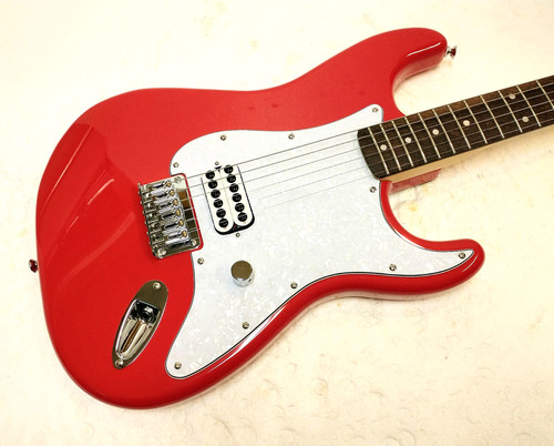 Fender tom delonge - tom, tribute