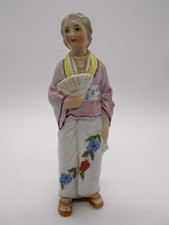FIGURINE PYROGÈNE / PORTE ALLUMETTE FEMME AU KIMONO EN PORCELAINE
