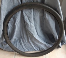 Ancien pneu ENGLEBERT 600B x