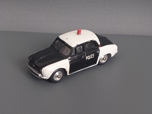 Renault dauphine police 1 - police,