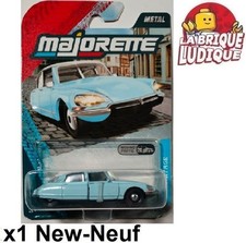 Majorette Vintage Premium Cars Citroen DS 21 bleu ciel toit blanc NEUF