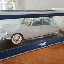 Citroen gris - ds, 19