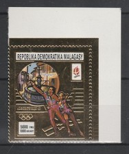 Madagascar  jeux olympiques  Albertville  1992 sur OR num   968  **