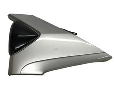 Cache carenage sous selle