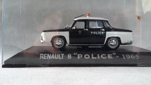 Reedit renault 8 police - renault,