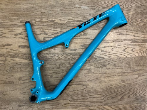 Yeti 2018 100 - 100, front