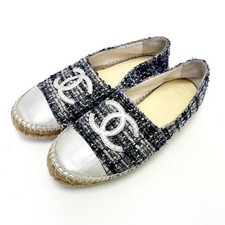 CHANEL Espadrilles en tweed bleu clair avec logo CC 37 240 5VCHS22419 133100947