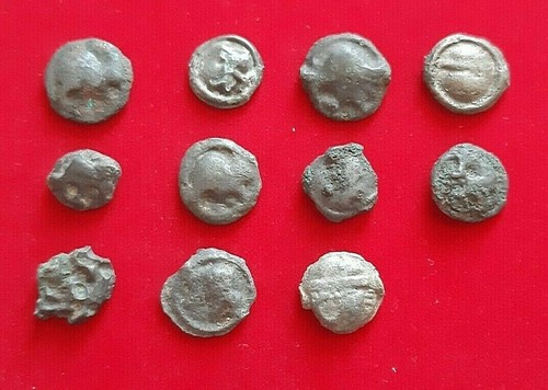 Lot monnaies gauloises - 11,