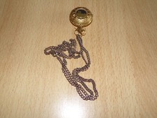 Ancienne montre à gousset quartz 3 cm de diamètre avec chainette