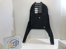 CARÈNE SOUS LA PLATE-FORME SUZUKI BURGMAN 125 2006-2012 / CARÉNAGE SOUS REPOS...