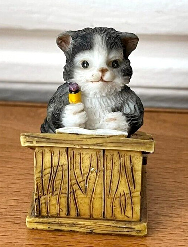Adorable figurine chat qui - figurine,