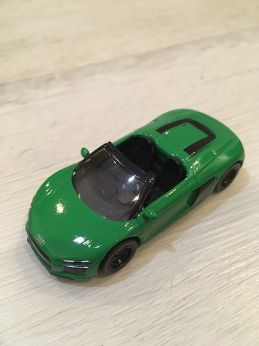 Audi spyder majorette - r8,