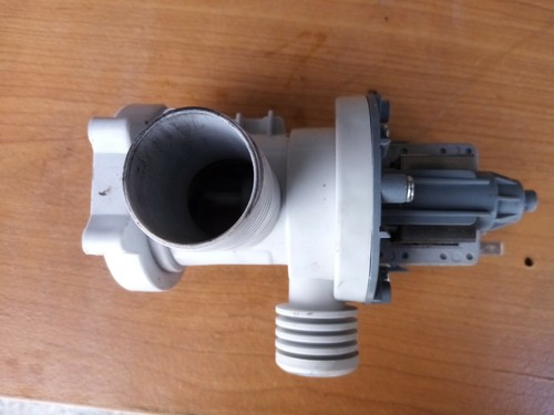 Pompe eau lave linge - ,