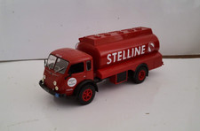 Camion 1/43 - Ixo Altaya - Renault 4140 Fainéant - Citerne Stelline