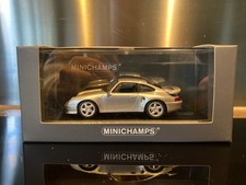 Porsche 911 993 Turbo S silver