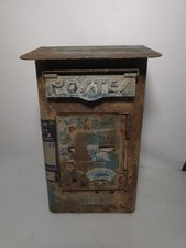Ancienne boite aux - aux, lettres