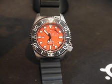 orient 300m saturation diver New Movement