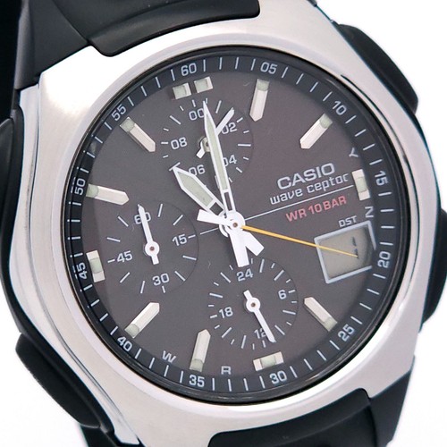 Montre solaire radiocommandée