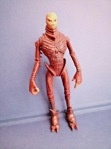 Figurine seide arthur - 15,