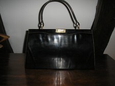 Ancien sac mains noir vernis