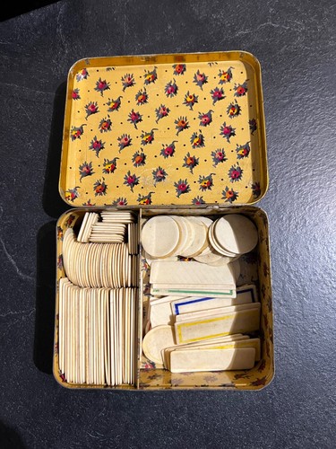 Boite jeux avec 150 - boite,