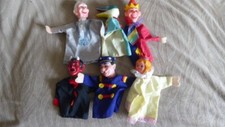 6 marionnettes anciennes diable policier crocodile fou etc