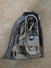 Feu arriere principal gauche