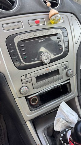 Autoradio ford mondeo - ford, berlina