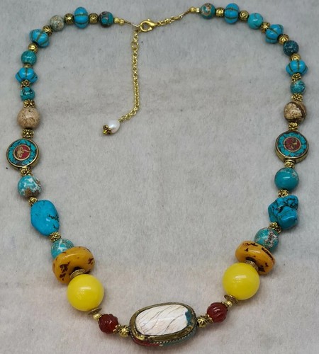 Joli collier ancien sosie