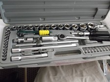 malette à outils pour bricolage