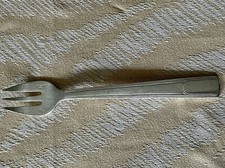 FOURCHETTE A HUITRE EN METAL