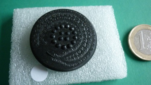 Bouton ancien plastique - plastique,