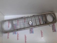 Calandre RENAULT R4 FOURGONNETTE 7704002230