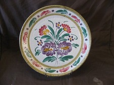 Jolie assiette décorative en