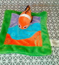  Doudou poisson Némo plat orange bleu vert mauve Disney Nicotoy