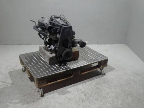 Moteur sans pièces - , (essence)
