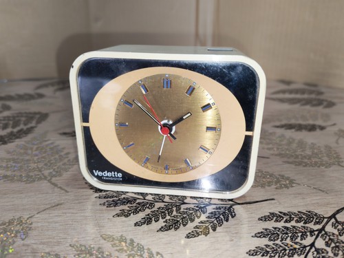 Ancien petit reveil vedette - reveil,