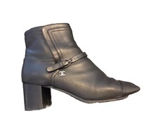 Très Belles Et Authentique Boots Cuir Noir Chanel 37 Tbe