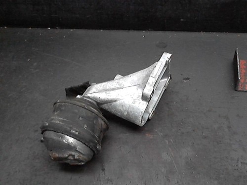 Support moteur mercedes - moteur, mercedes-benz
