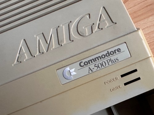 Boîtier bureau amiga - boîtier, 500+