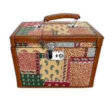 Vanity case 1960, malette de voyage ou boite à ouvrages, bagage