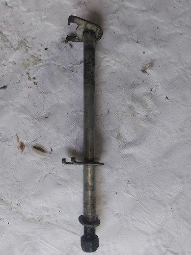 Axe roue arriere suzuki - roue,