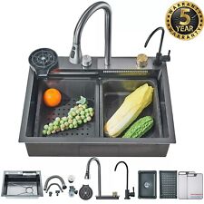 Évier de cuisine gris en