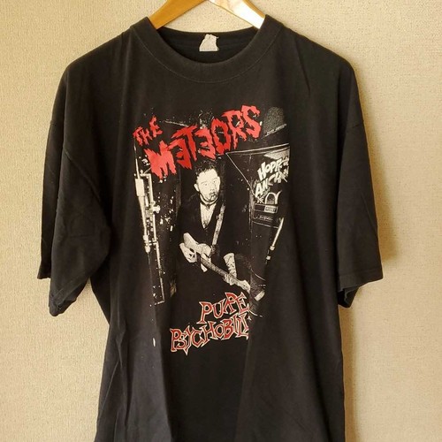 The meteors black - black, short