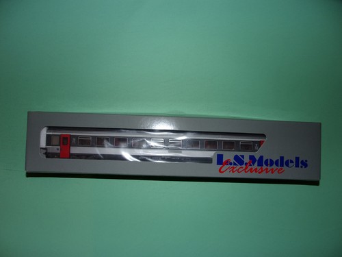 Models voiture voyageurs - *,