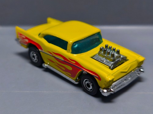 Hot wheels chevy chrome - 57,