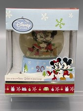 Disney Mickey & Minnie Snow